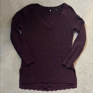 Anthropologie Burgundy sweater sz Small